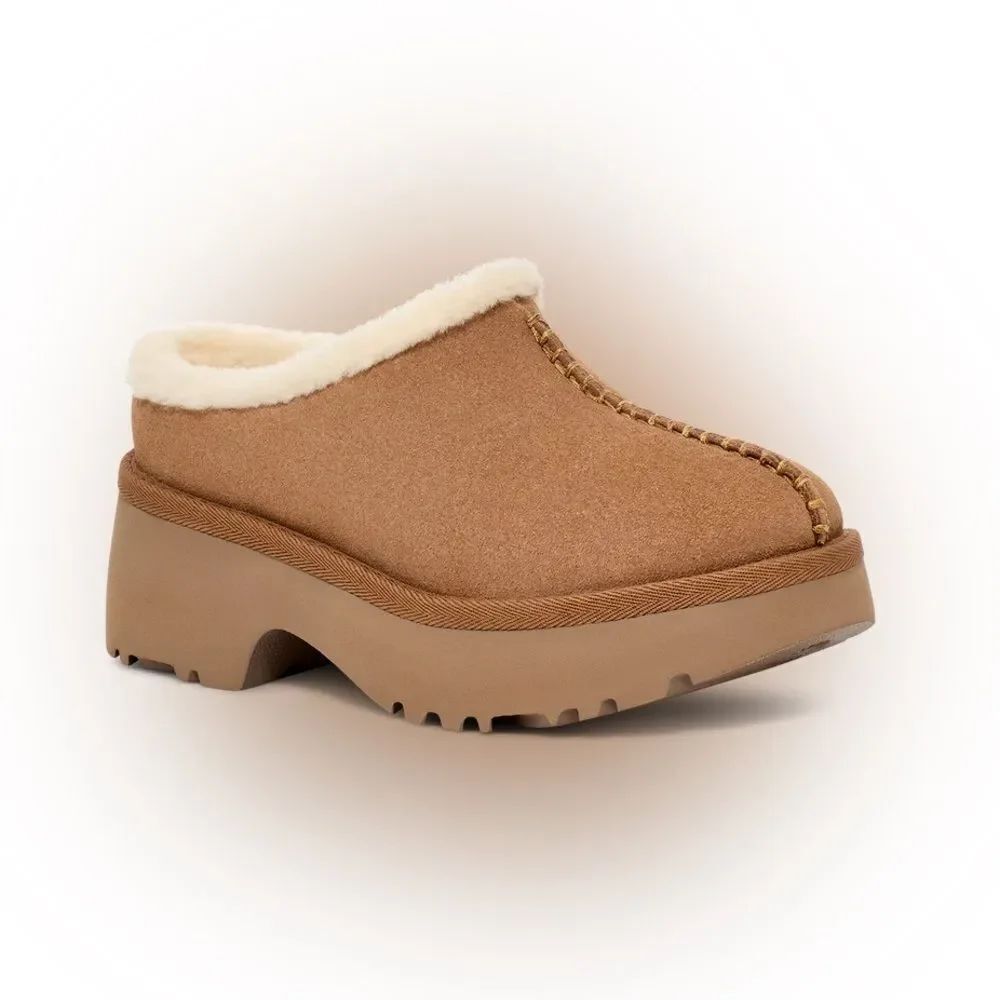UGG New Heights Cozy Clog NIB